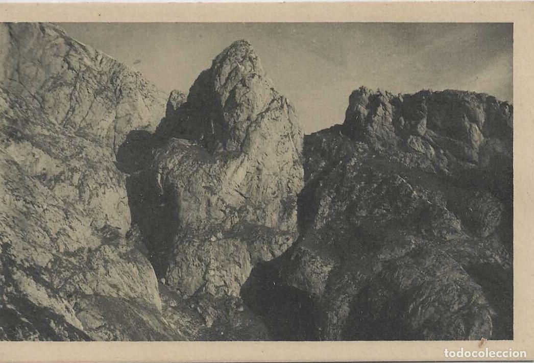 Postales: CABRALES (ASTURIAS) -PICOS DE EUROPA PE&Ntilde;A ALBA - INSTITUTO DE TURISMO DE DE LA IPUTACION DE ASTURIAS