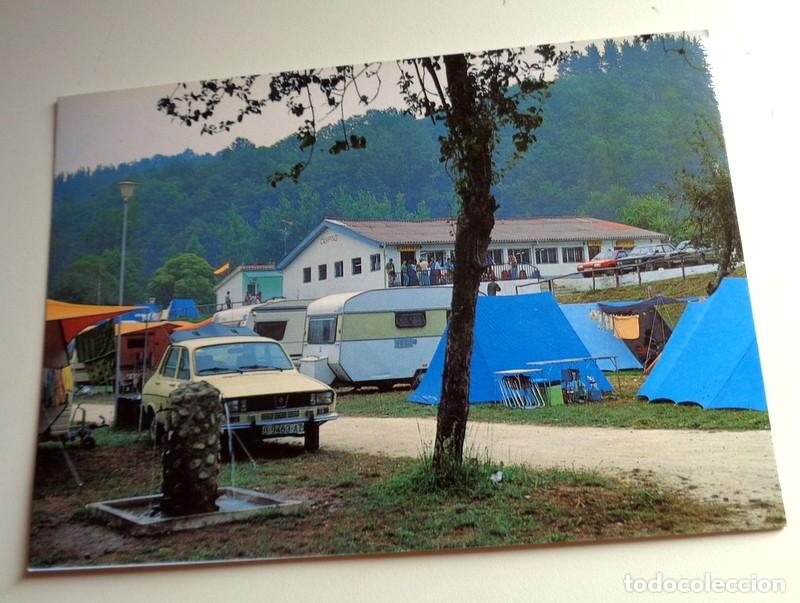 Postales: TARJETA POSTAL CAMPING COVADONGA CANGAS DE ON&Iacute;S ASTURIAS. ANTIGUA. COCHES CARAVANAS EPOCA