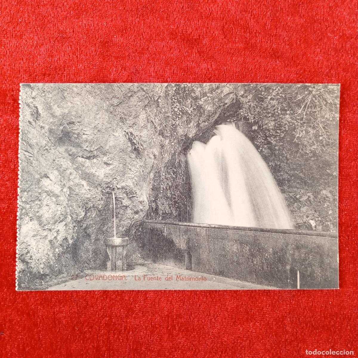 Postales: POSTAL - COVADONGA - LA FUENTE DEL MATRIMONIO - 27 - COLEC. V. ERO - RAR&Iacute;SIMA / 2351