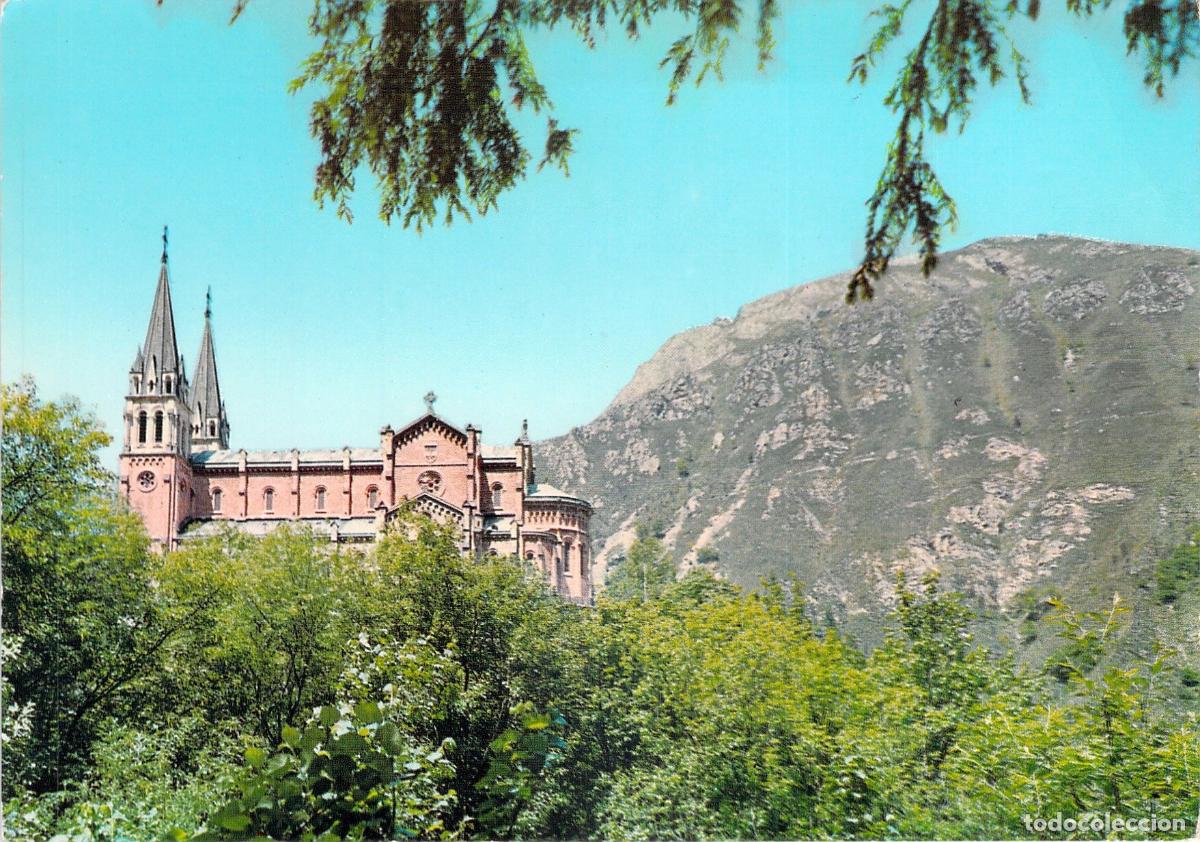 Postales: Postal de la Bas&iacute;lica de Covadonga en Asturias