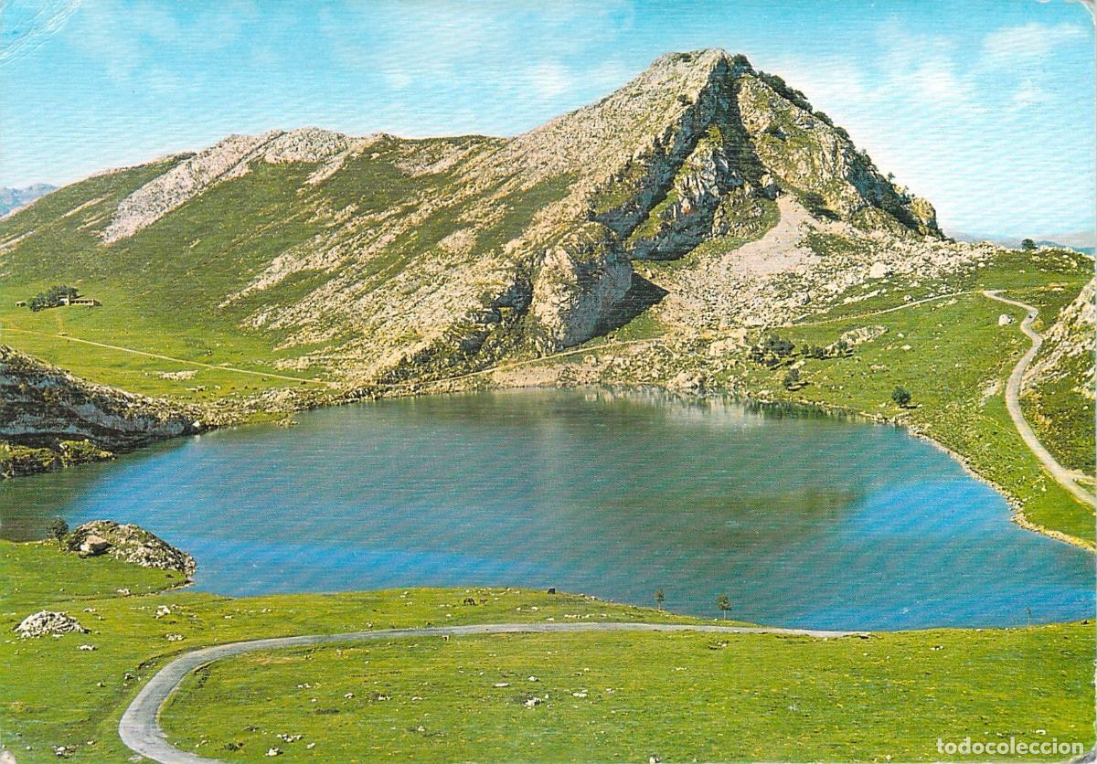 Postales: Postal del Lago Enol en los Lagos de Covadonga, Asturias