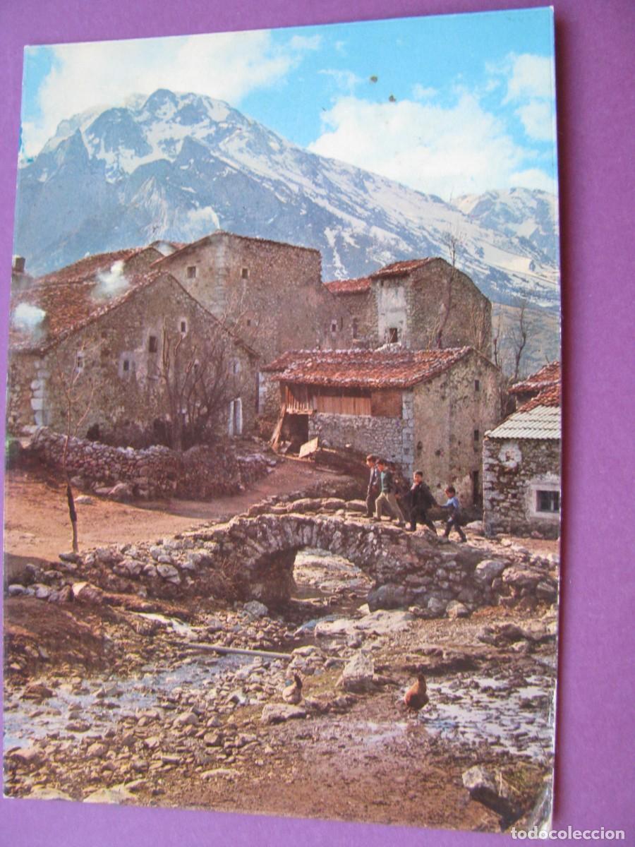 Postcards: POSTAL DE PICOS DE EUROPA. PUEBLO DE SOTRES. FOTO BUSTAMANTE DE POTES. CIRCULADA 1975