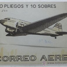 Postales: ANTIGUA CARPETA DE CORREO AEREO, 10 PLIEGO Y 10 SOBRES, AVION EN PORTADA, EN SU INTERIOR SOLO CONTIE. Lote 33413828