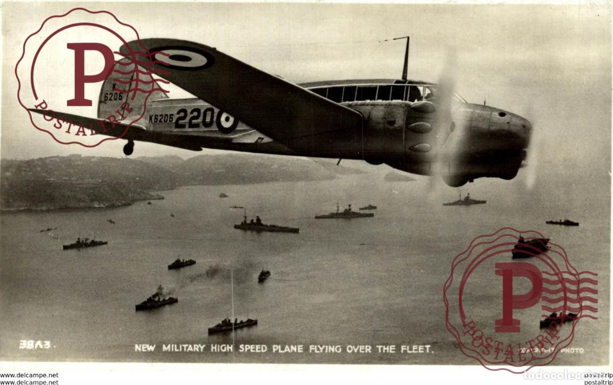 Postales: NEW MILITARY HIGH SPEED PLANE FLYING OVER THE FLEET
