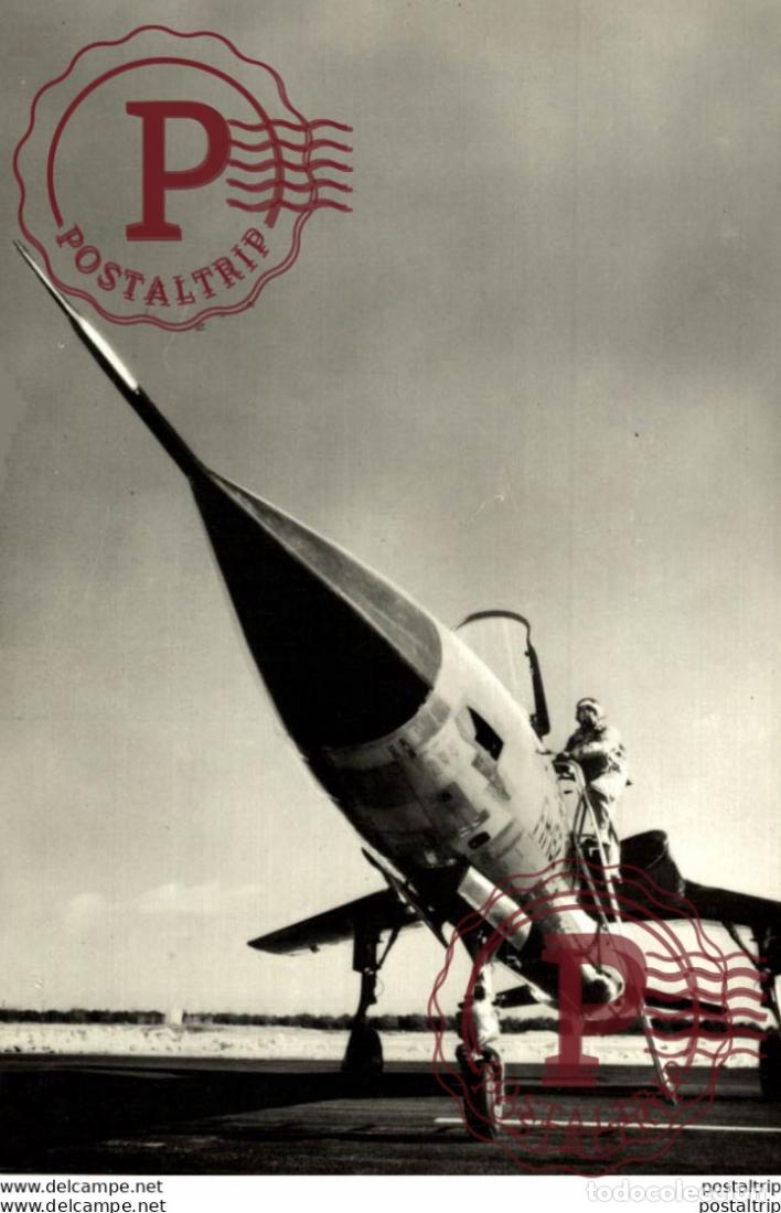 Postkarten: RPPC REPUBLIC F-105D THUNDERCHIEF USA AVIACI&Oacute;N REAL PHOTO POSTCARD