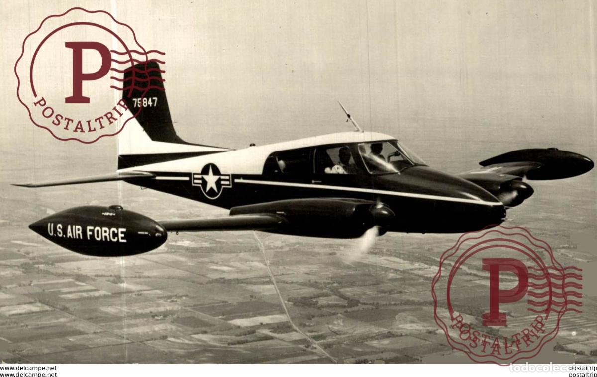 Cartes Postales: RPPC. Cessna 310. REAL PHOTO POSTCARD. AVIACI&Oacute;N