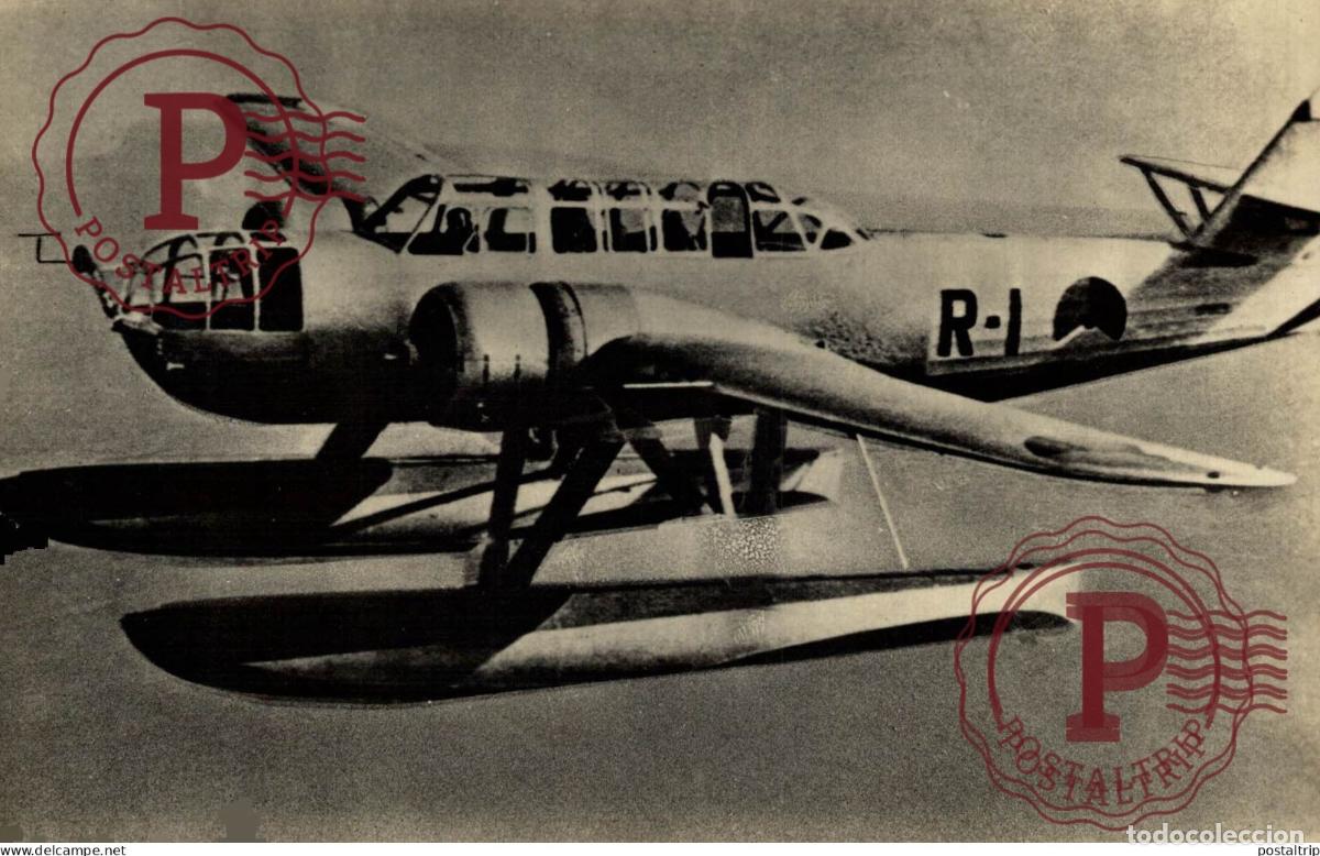 Cartes Postales: RPPC DE T 8 W TORPEDO EN BOMVLIEGTUIG WAR GUERRE