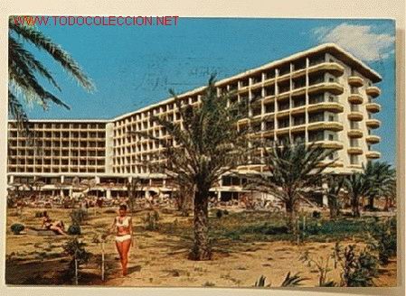 Postales: HOTEL ALGARB,PLAYA DEN BOSSA IBIZA.Circuladaen el a&ntilde;o 81,sellada por delante.