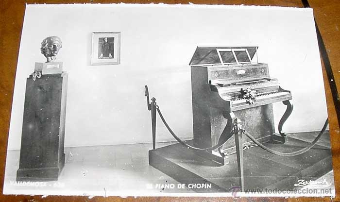 Postales: ANTIGUA FOTO POSTAL DE VALLDEMOSA - EL PIANO DE CHOPIN - NO CIRCULADA - ED. ZERKOWITZ.