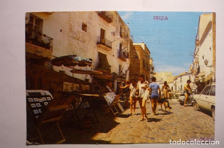 Postales: postal ibiza-calle circulada