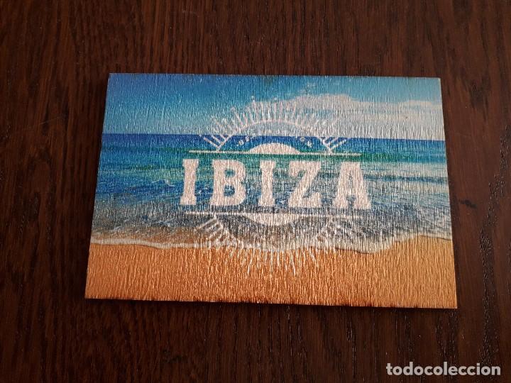 Postales: postal de madera de Ibiza. - Foto 1