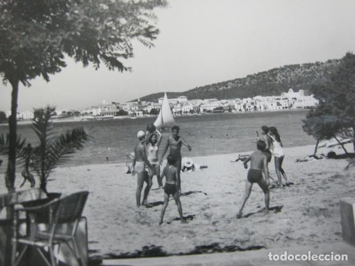 Postais: IBIZA-SAN ANTONIO ABAD-PLAYA DEL HOTEL SEVINAS-FOTOGRAFICA VI&Ntilde;ETS-68-POSTAL ANTIGUA-(69.447)