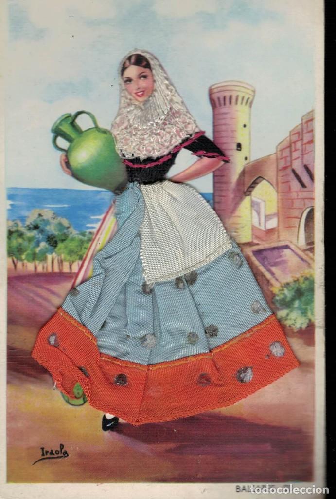 Postkarten: Postal bordada en hilo circulada. Baleares 23. Ilustrador Iraola. Traje regional