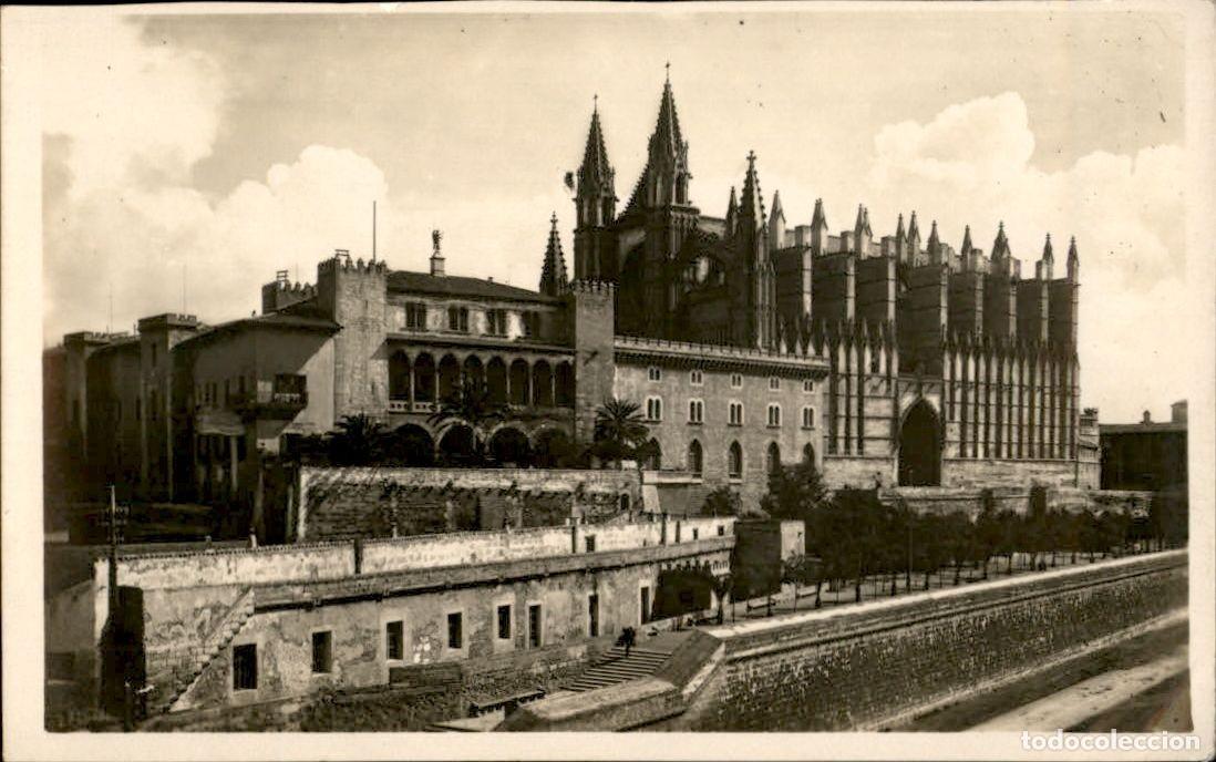 Postales: Palma de Mallorca - La catedral y Almudaina - Foto 1