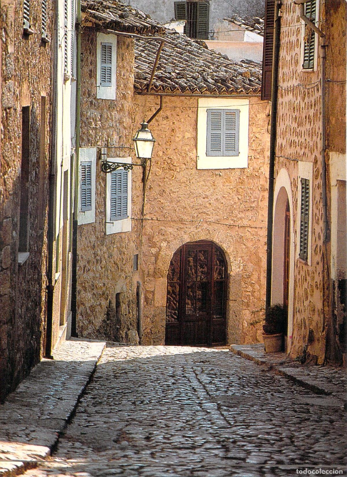 Postales: Postal de Calle Empedrada en Pueblo del Mediterr&aacute;neo, Mallorca