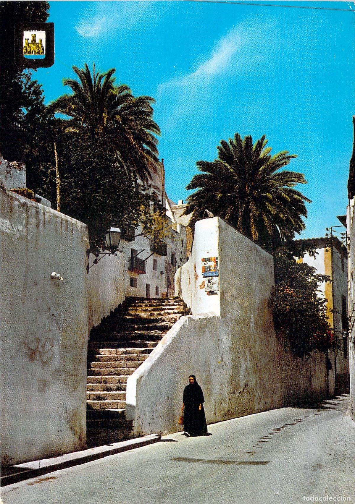 Postales: Postal de Calle T&iacute;pica en Dalt Vila, Ibiza - Isla Blanca