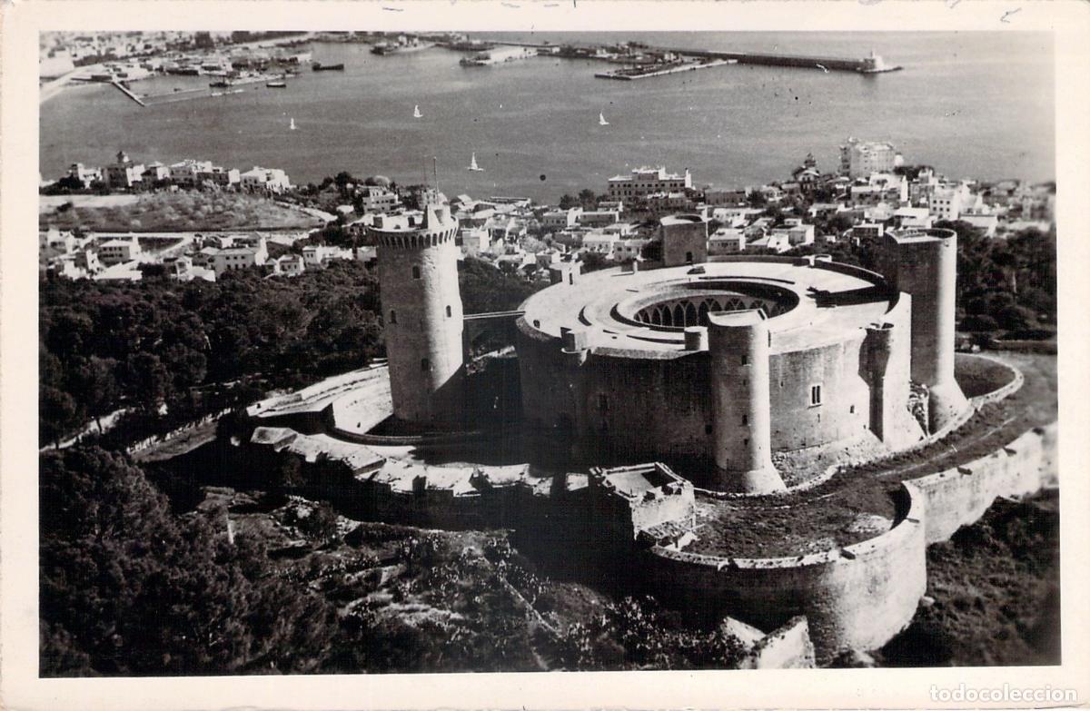 Postales: Postal del Castillo de Bellver en Palma de Mallorca