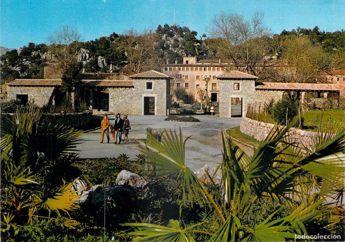 Postales: Postal de la entrada al Santuario de Lluc en Mallorca