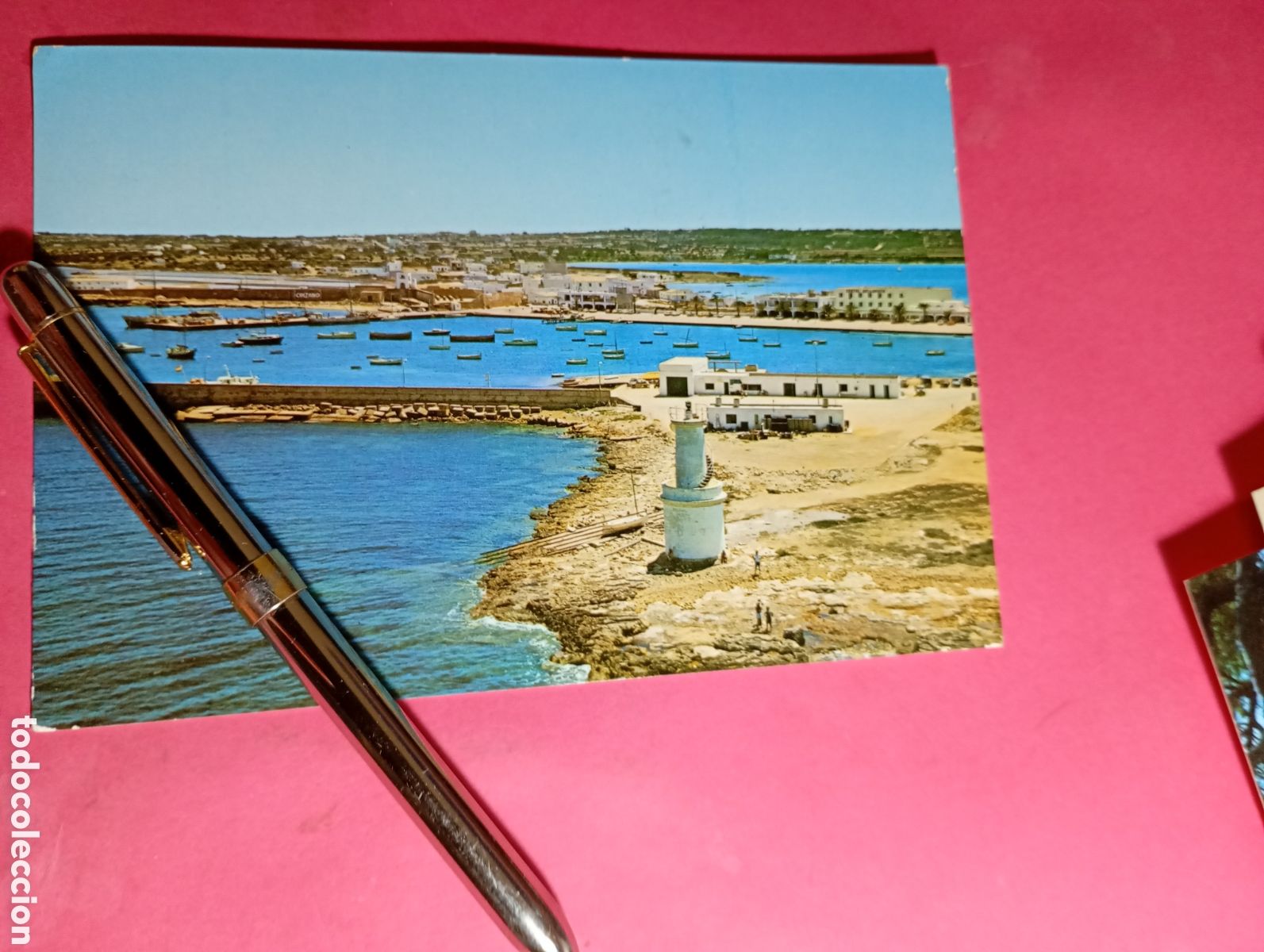 Postales: . FORMENTERA LA SABINA EMBARCACIONES FOMDEADAS(IBaleares Islas pitiusas) color circulada 70/80&acute;s ca