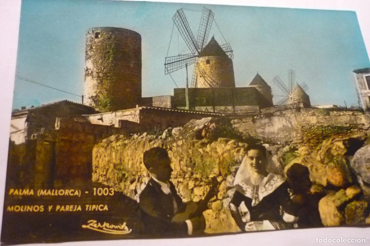 Postales: POSTAL COLOREADA MALLORCA MOLINOS Y PAREJA TIPICA CM