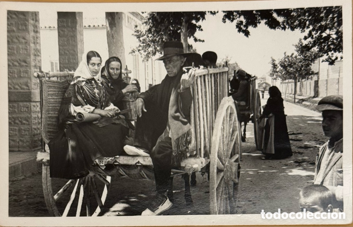 Postales: Ibiza payeses al regreso de su pueblo