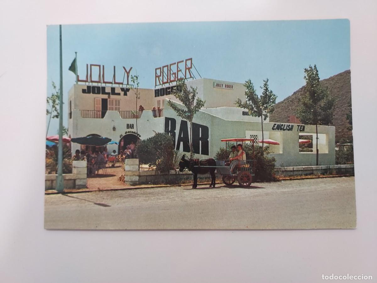 Postales: POSTAL PUERTO ALCUDIA JOLLY ROGER BAR BUCANERO FRENTE LAGO MENOR. SIN CIRCULAR. BALEARES. 1973