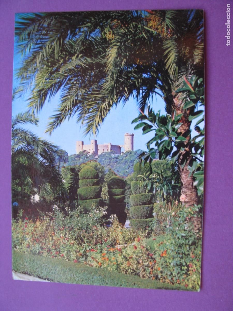 Postales: POSTAL DE MALLORCA. PALMA. EL CASTILLO DE BELLVER, DESDE LOS JARDINES DEL PUERTO. FOTO PLANAS.