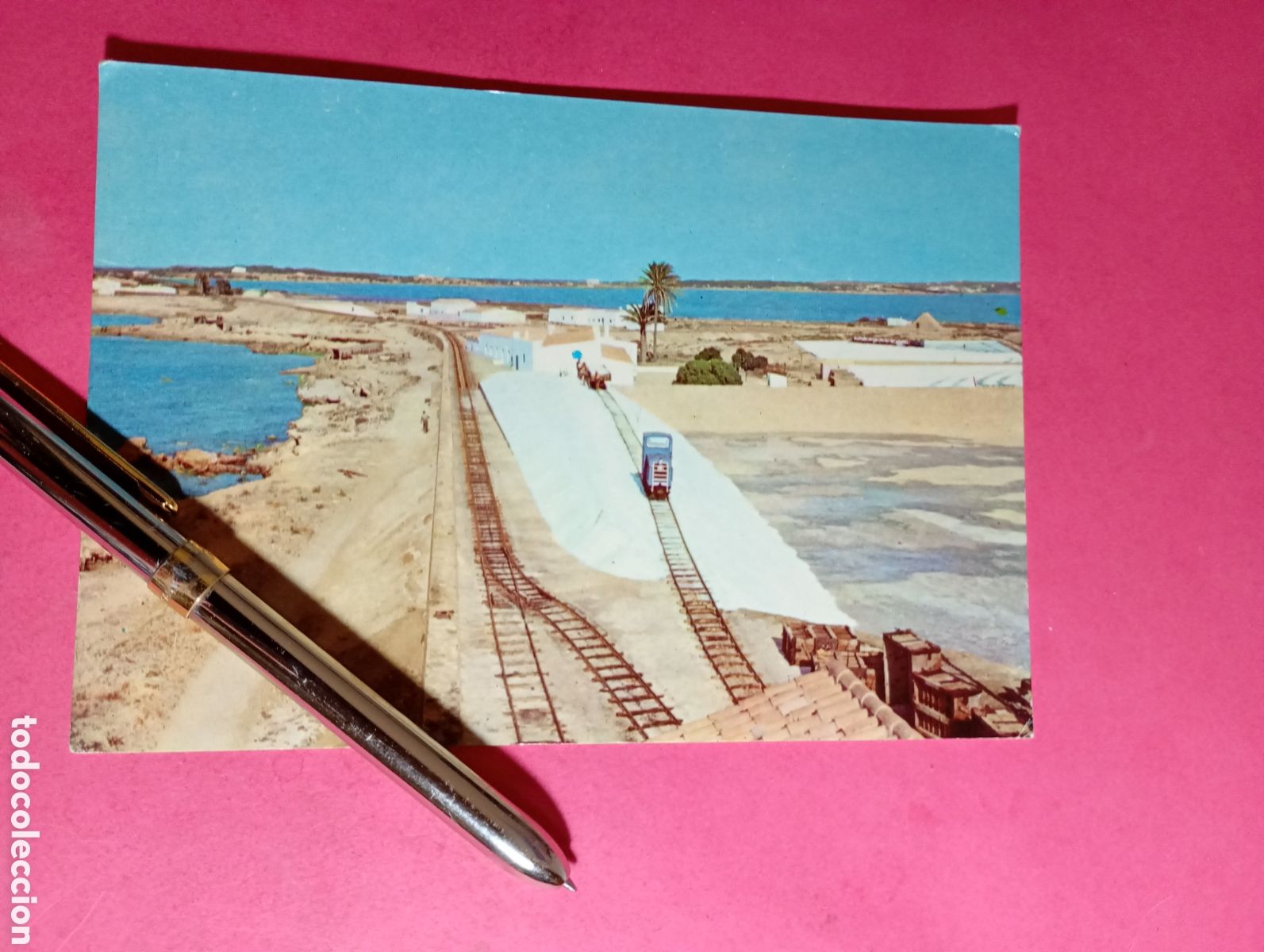 Postales: FORMENTERA (BALEARES PITIUSAS) ''VISTA PARCIAL DE LAS SALINAS''- color, circulada