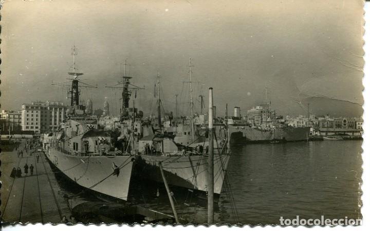 Postales: CADIZ-PUERTO -BARCOS DE GUERRA - Foto 1