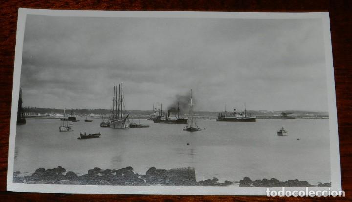 Postales: FOTO POSTAL DE BARCOS EN LAS COSTAS ESPA&Ntilde;OLAS, NO CIRCULADA. - Foto 1