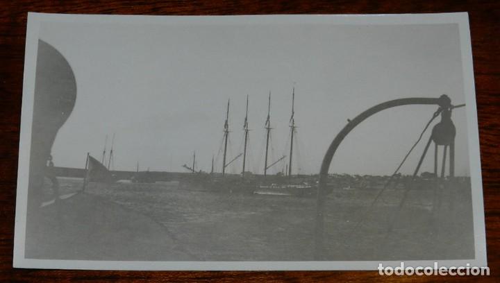 Postales: FOTO POSTAL DE BARCOS EN LAS COSTAS ESPA&Ntilde;OLAS, NO CIRCULADA. - Foto 1