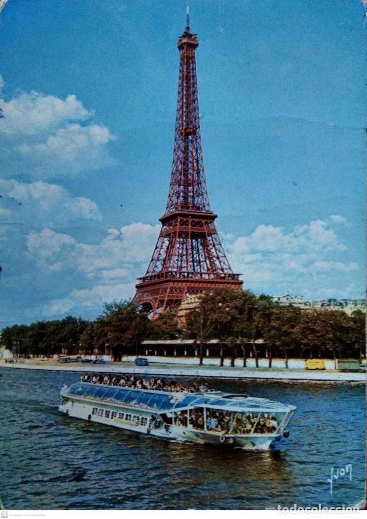 Postales: Par&iacute;s. 75 La Torre Eiffel y el Sena. Usada con sello. Color - Foto 1