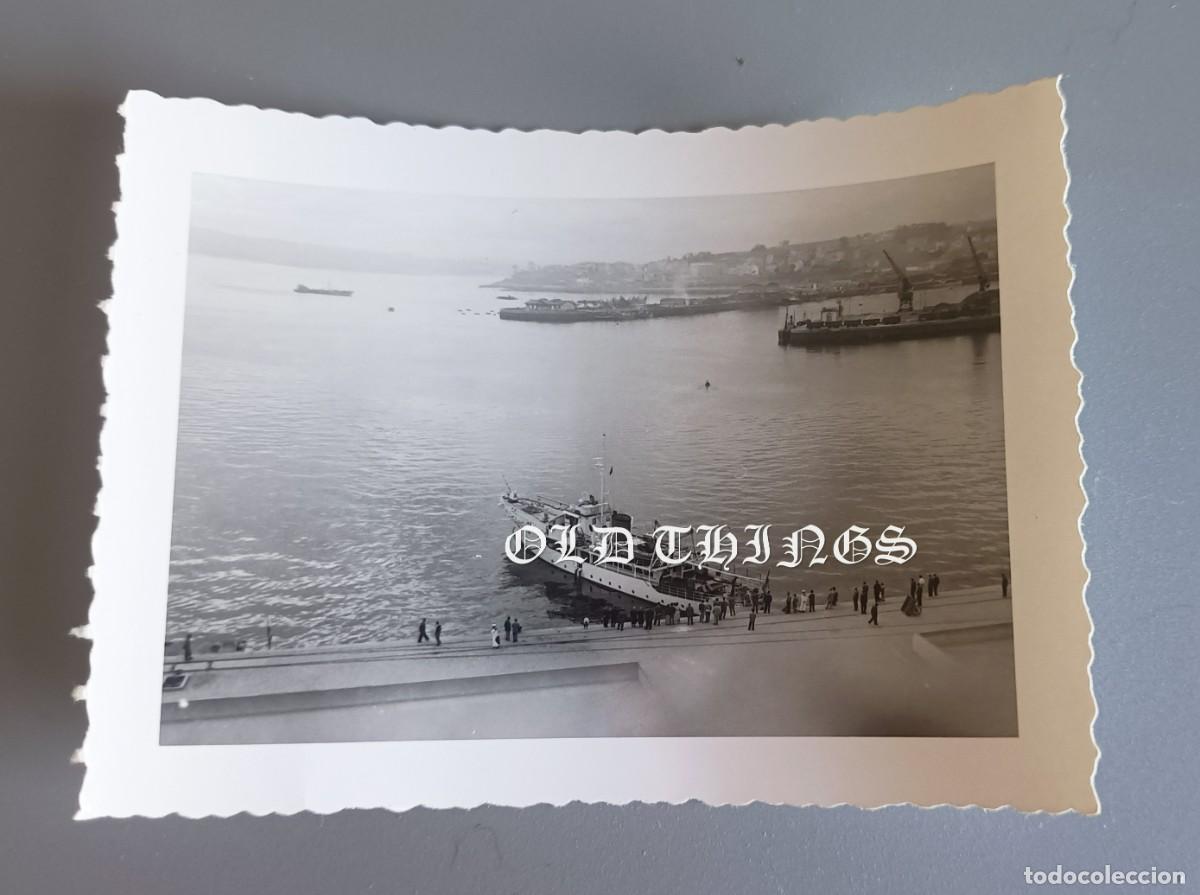 Postales: FOTOGRAFIA DEL YATE AZOR DE FRANCO, PUERTO DE LA CORU&Ntilde;A, A&Ntilde;O 1955, MIDE 10 X 7 CMS. CASA ROS.