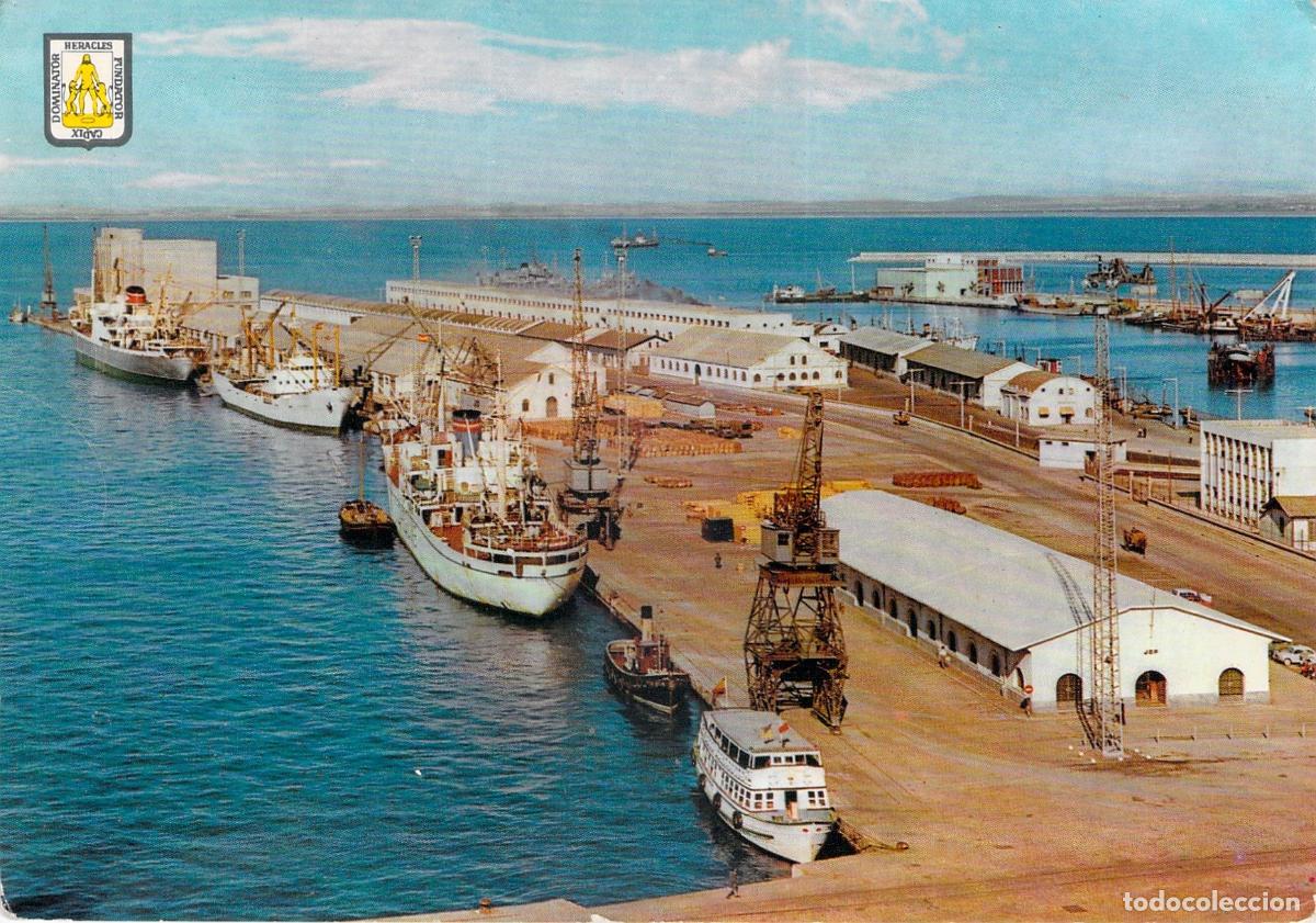 Postales: Postal del Puerto de C&aacute;diz con Barcos y Gr&uacute;as
