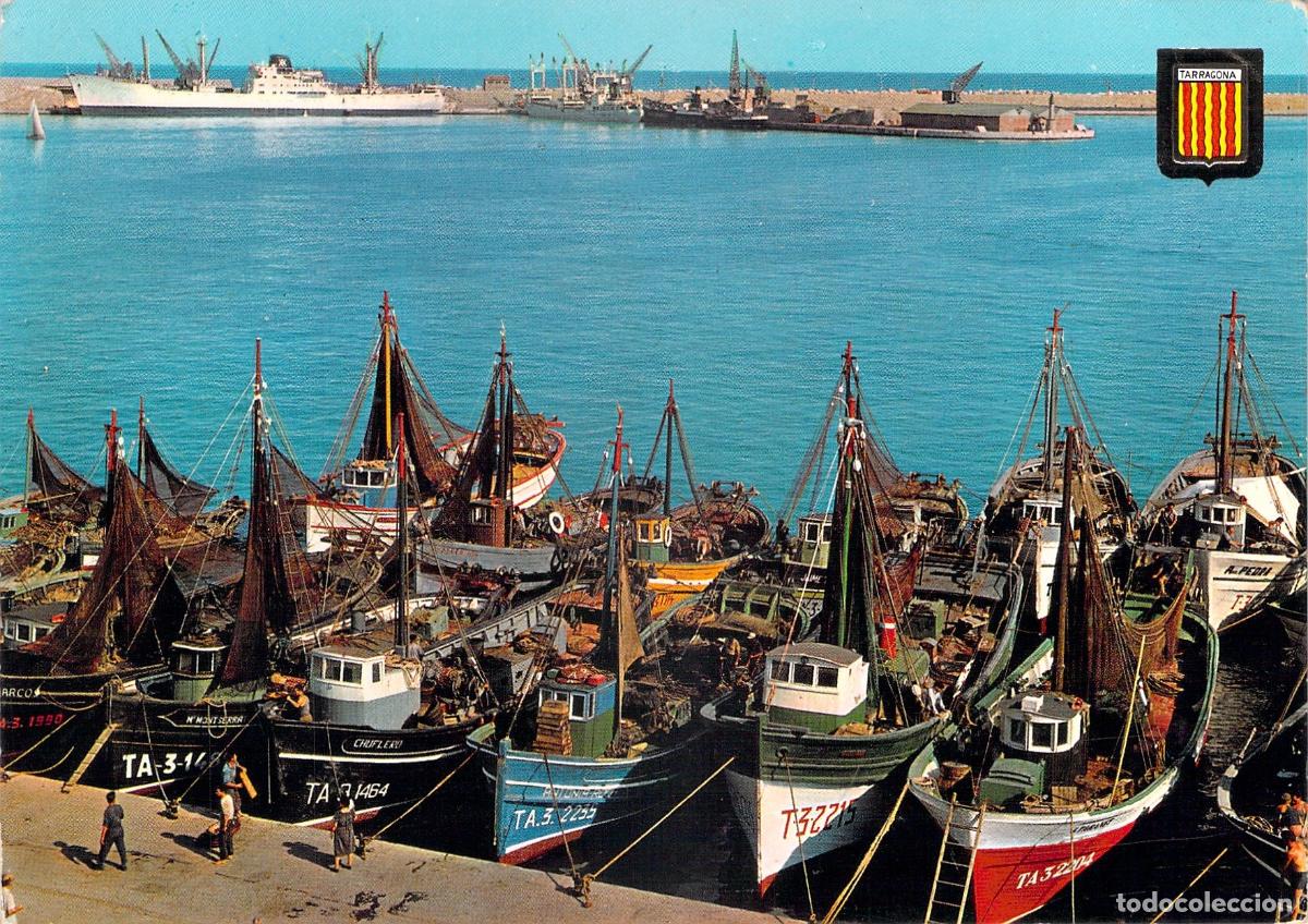Postales: Postal de Tarragona, vista parcial del puerto con barcos pesqueros
