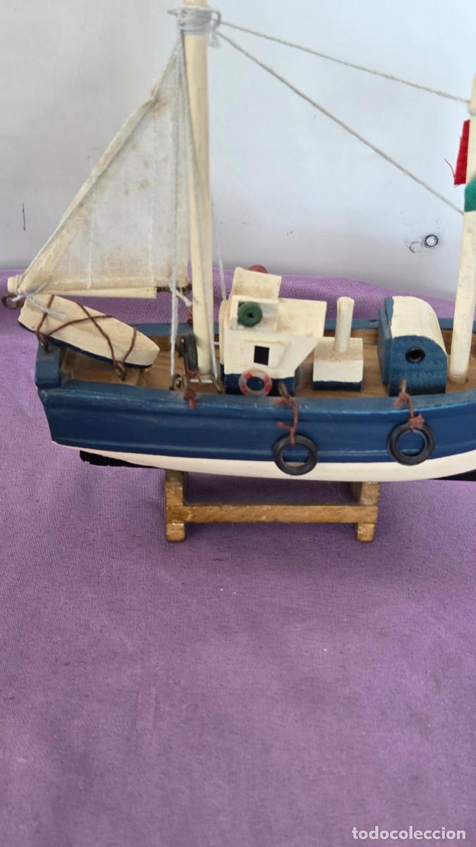 Postales: maqueta de barco de madera