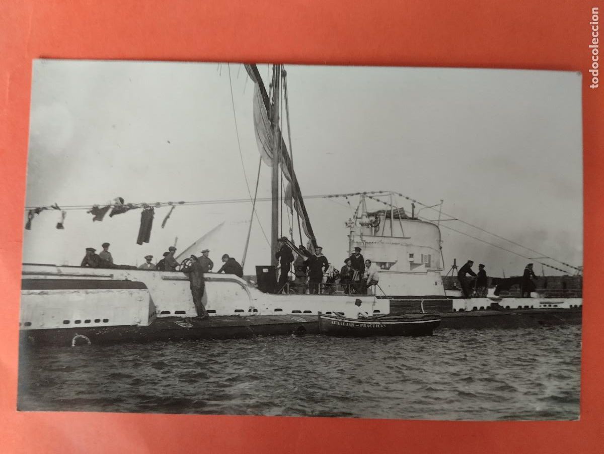 Postales: POSTAL FOTOGRAFICA SUBMARINO ALEMAN EN CADIZ A&Ntilde;O 1917, REPARANDO AVERIA...FOTO NEUER