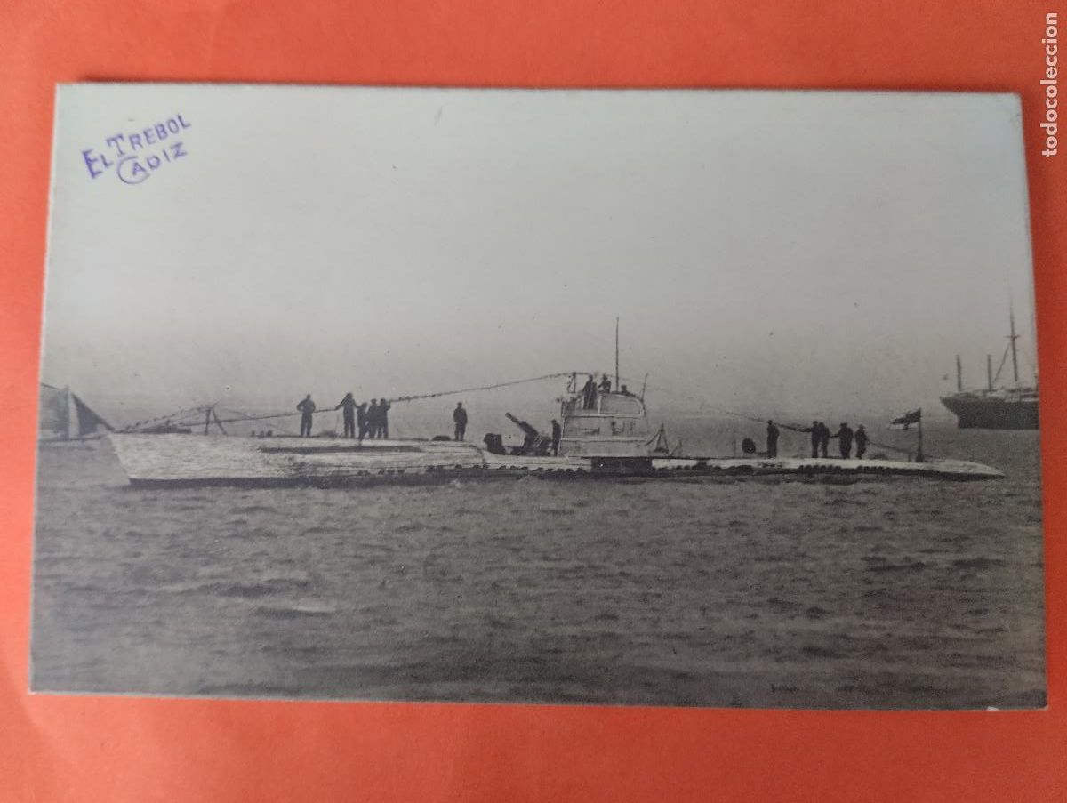 Postales: POSTAL FOTOGRAFICA SUBMARINO ALEMAN EN CADIZ A&Ntilde;O 1917, REPARANDO AVERIA...EL TREB0L CADIZ