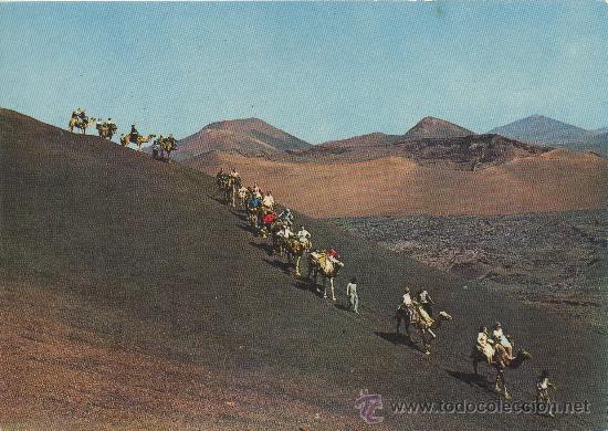 Postales: POSTAL DE LANZAROTE ARRECIFE CARAVANA EN LAS MONTA&Ntilde;AS DEL FUEGO ISLAS CANARIAS