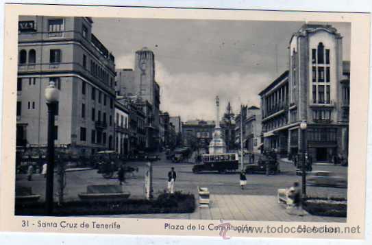 Postales: Canarias. Santa Cruz de Tenerife. Plaza de la constituci&oacute;n. Ed. Arribas. Sin circular. n&ordm; 31