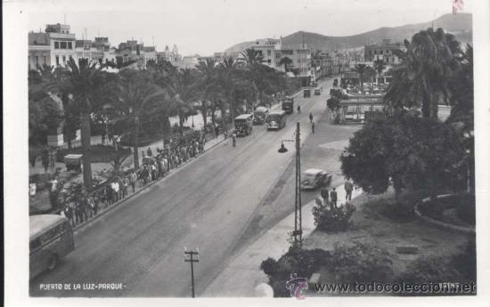 Postales: PUERTO DE LA LUZ (GRAN CANARIA)-. PARQUE - BARRIO DE SANTA CATALINA