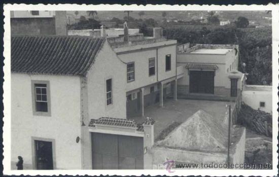 Postales: GRAN CANARIA.- COLEGIO LABOR- VISTA DEL PATIO Y FACHADAS AL NACIENTE