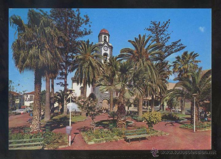 Postales: Puerto de la Cruz *Plaza...* Ed. Gasteiz n&ordm; 2820. Nueva.