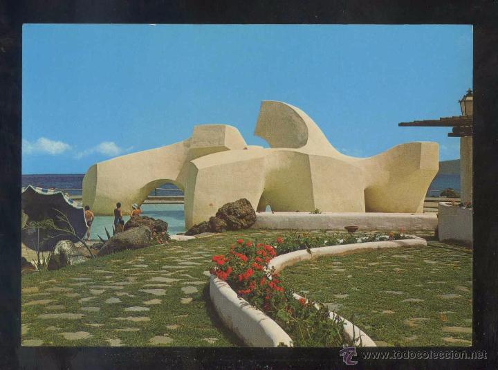 Postales: Puerto de la Cruz. *Lago Marti&aacute;nez - Escultura de C. Manrique* Imp. Lit. A. Romero n&ordm; 25. Nueva.
