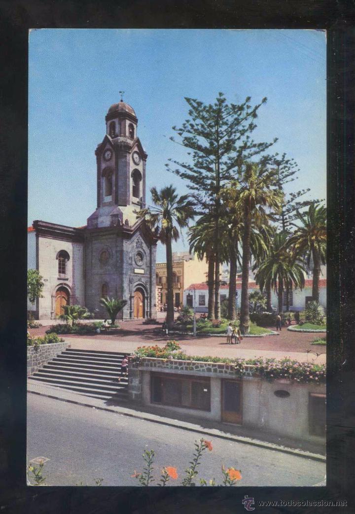 Postales: Puerto de la Cruz. *Plaza de la Iglesia* Ed. Fotocolor Valman n&ordm; 206. Circulada 1969.
