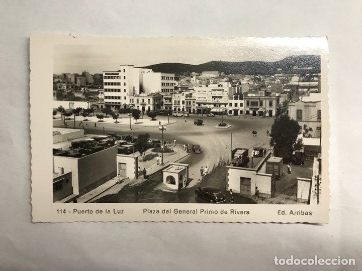 Postales: PUERTO DE LA LUZ. Postal No.114, Plaza del General Primo de Rivera. Edita: Arribas (h.1950?)