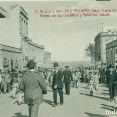 Postales: LAS PALMAS. PASEO DE LOS CASTILLOS Y BATALLÓN INFANTIL. HACIA 1910. MUY RARA.. Lote 144342862