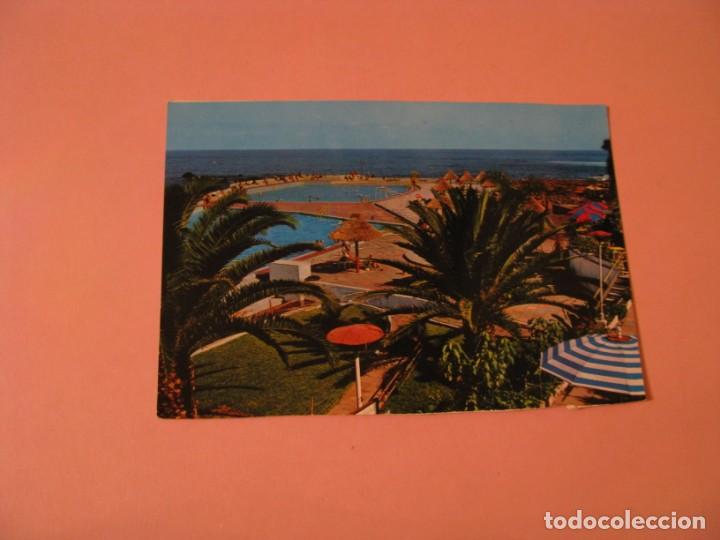 Postales: POSTAL DE PUERTO DE LA CRUZ. PISCINAS SAN TELMO. ED. GASTEIZ. RECORTADA DE BLOCK DE TIPO ACORDE&Oacute;N.