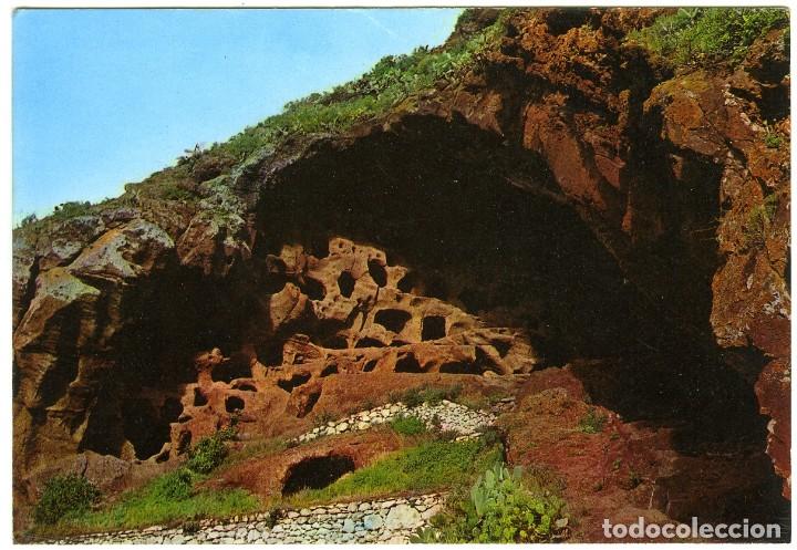 Postales: N&ordm; 1709 - GRAN CANARIA. Cenobio de Valer&oacute;n. Ciudad de Gu&iacute;a. Sin circular. Ed. J. J.