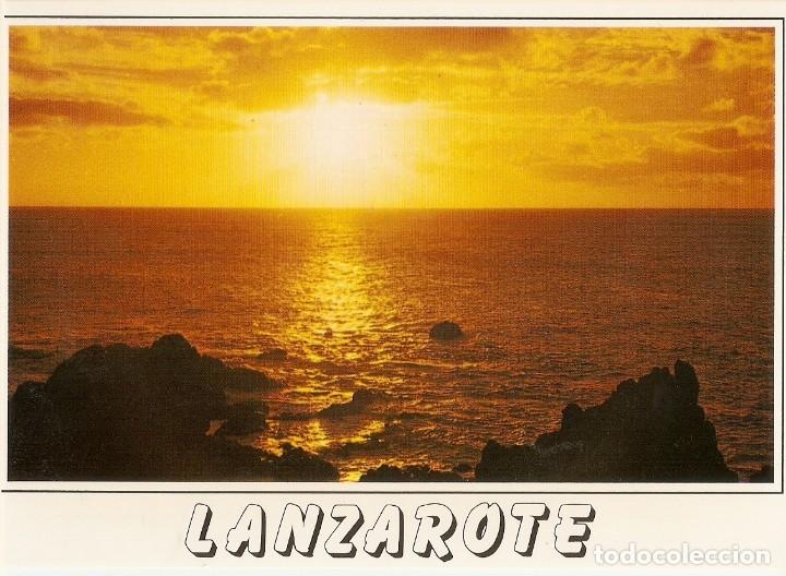 Postales: POSTAL LANZAROTE - PUESTA DE SOL - Foto 1